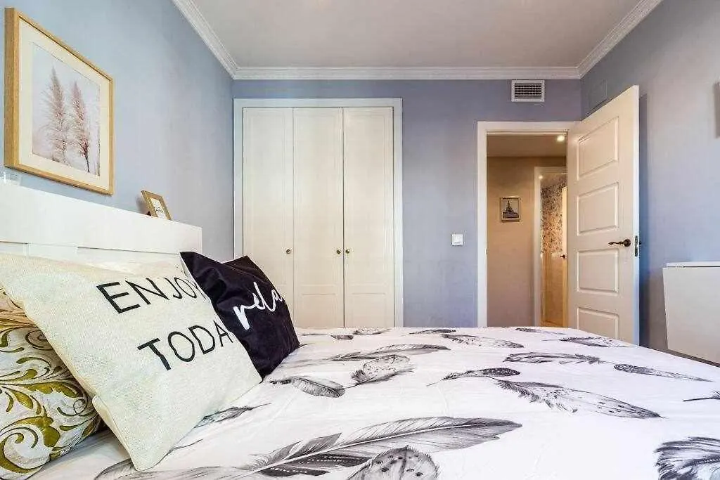 Apartamento 3 En Estadio Del Sevilla 8 Plazas Y M Daire