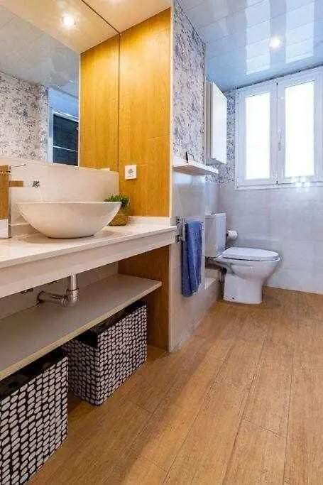 Apartamento 3 En Estadio Del Sevilla 8 Plazas Y M 0*,  España