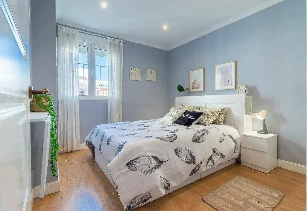 Apartamento 3 En Estadio Del Sevilla 8 Plazas Y M 0*,