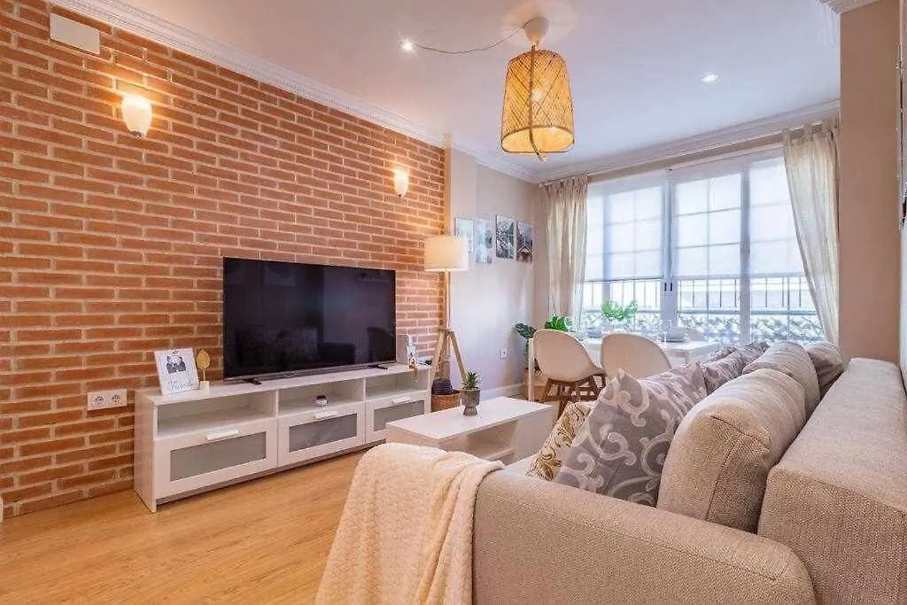 Apartamento 3 En Estadio Del Sevilla 8 Plazas Y M