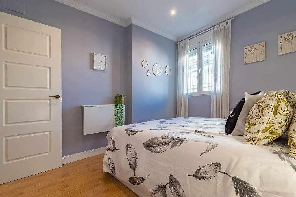 Apartamento 3 En Estadio Del Sevilla 8 Plazas Y M